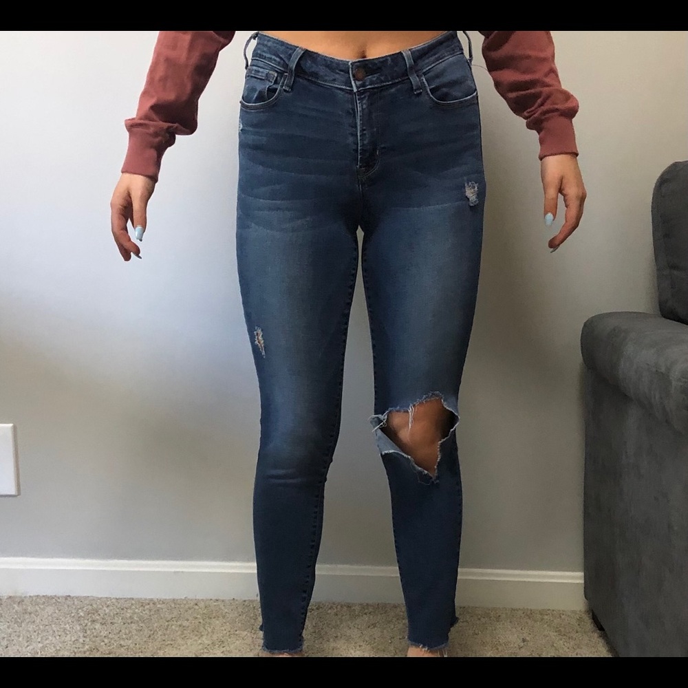 high waisted blue skinny jeans